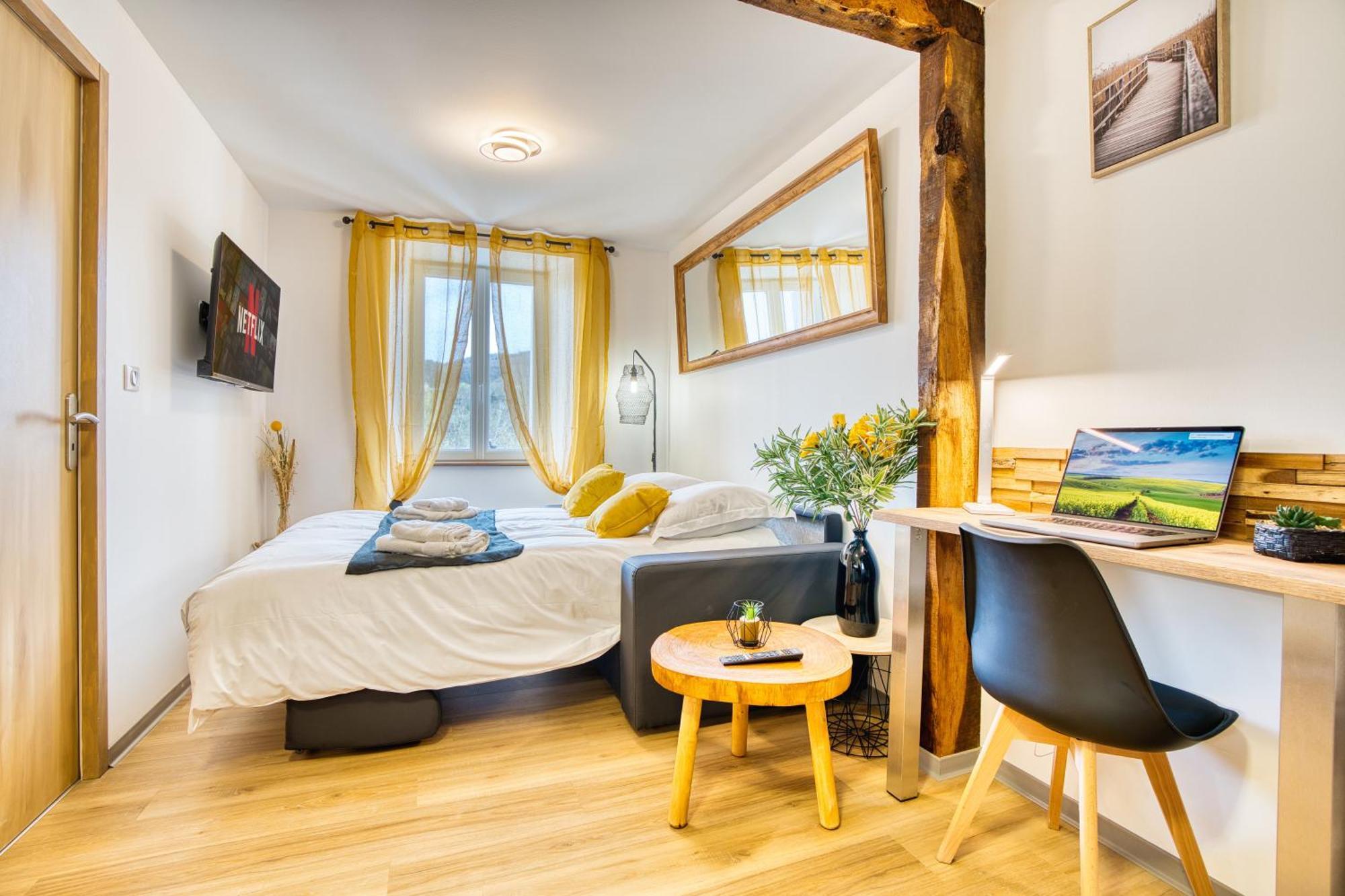 Apartamento Les Hourtous Netflix Wi-Fi Fibre Terasse 4 Pers Banassac Exterior foto