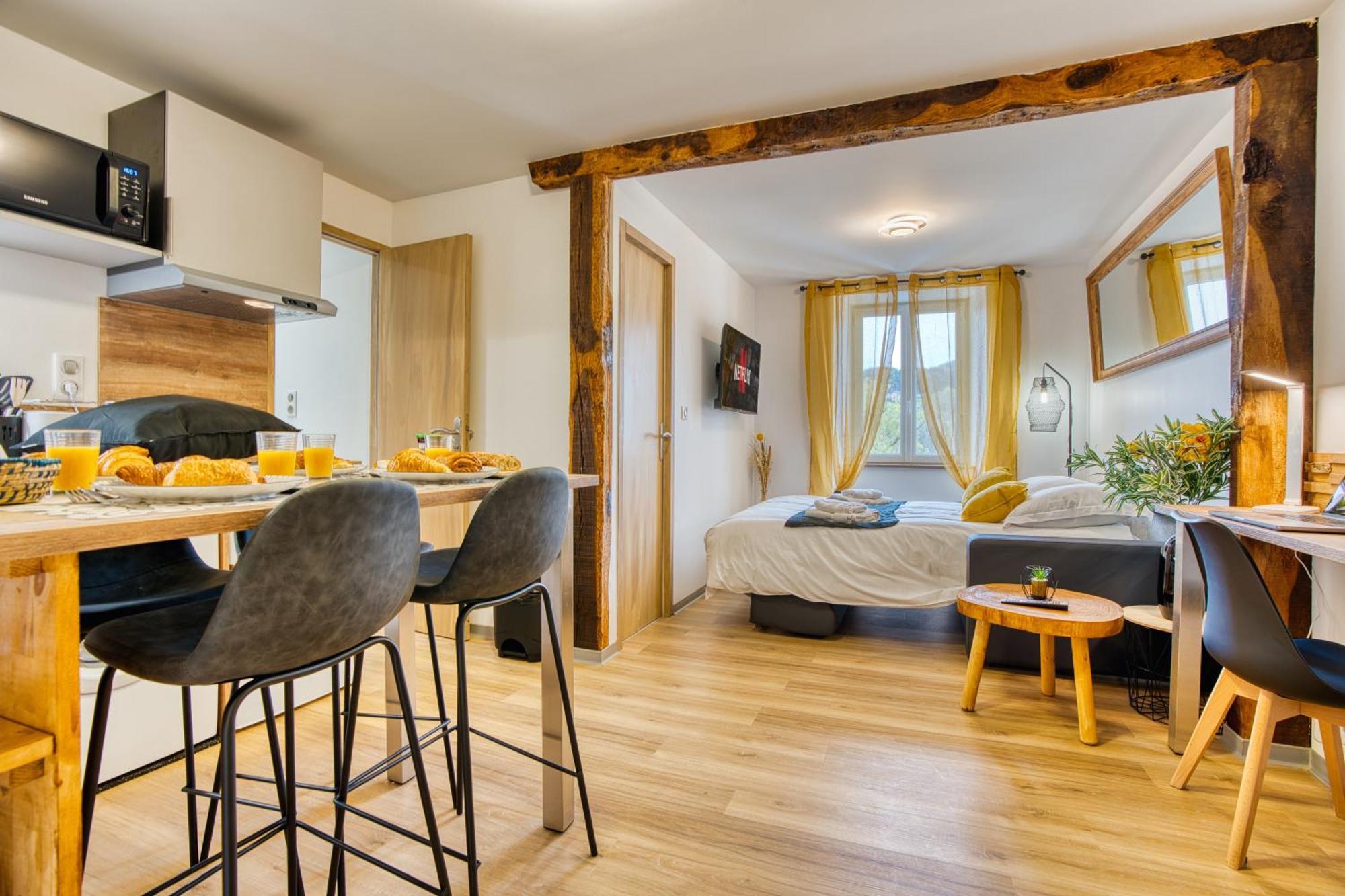 Apartamento Les Hourtous Netflix Wi-Fi Fibre Terasse 4 Pers Banassac Exterior foto